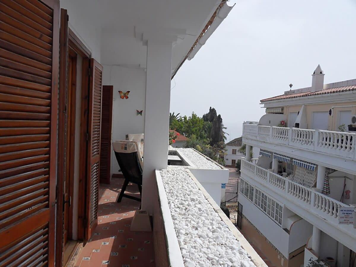 Apts Burriana Nerja Εξωτερικό φωτογραφία